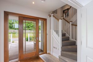 Entrance hallway- click for photo gallery
